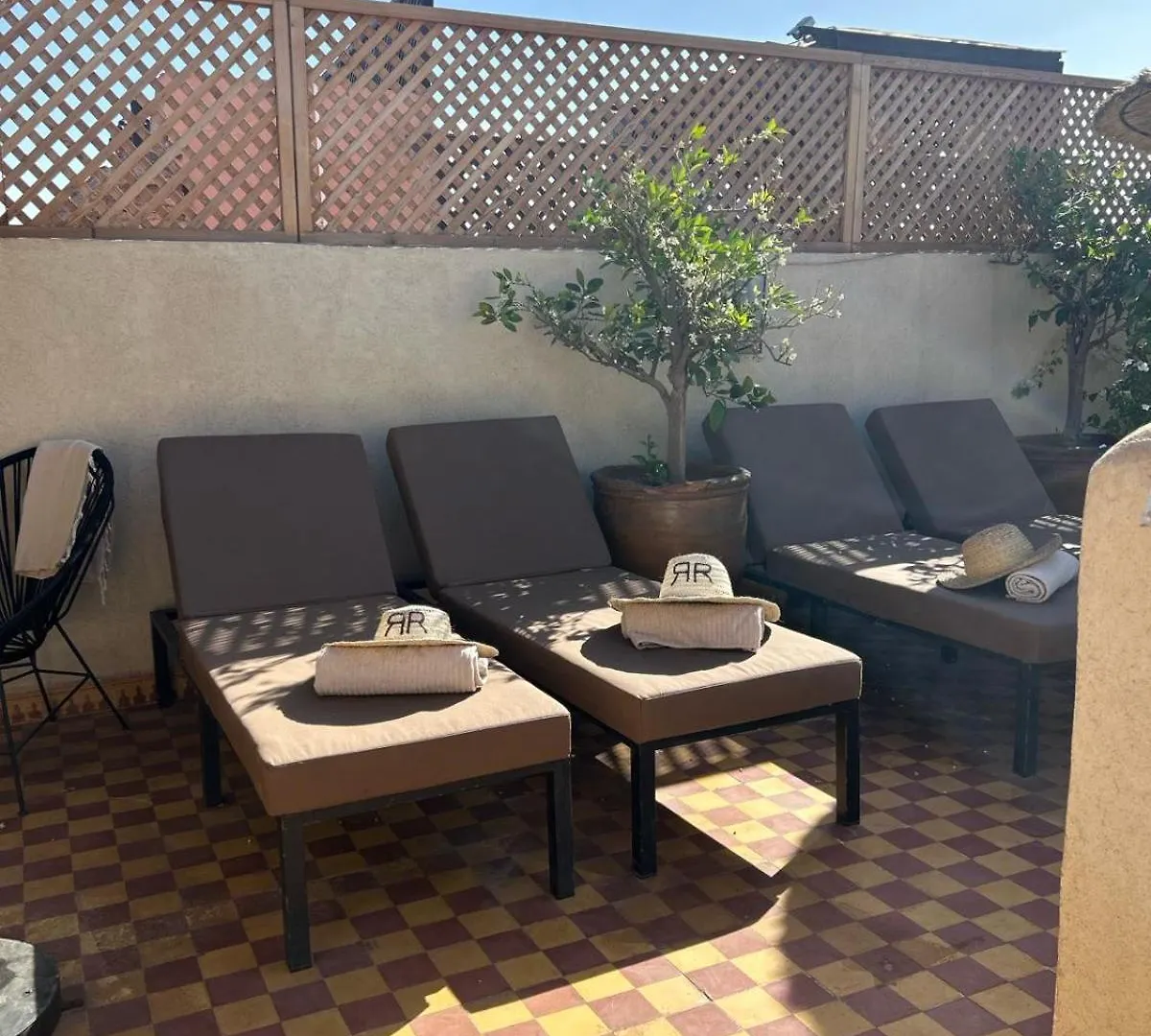 Riad Les Jardins De Kenza, Idealement Situe, 5 Minutes De La Place Jemaa El Fna Marraquexe Casa de Férias
